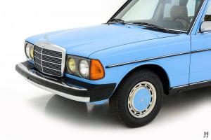 Mercedes-Benz 300 TD Turbodiesel 1983 года