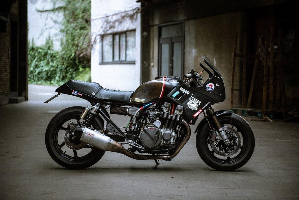 Кастомный Honda CB750 McFly Custom