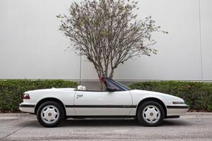 Buick Reatta Convertible Select 60 1190 года