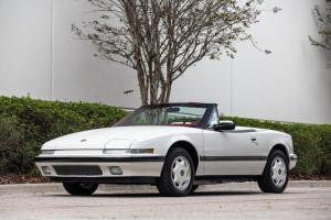 Buick Reatta Convertible Select 60 1190 года