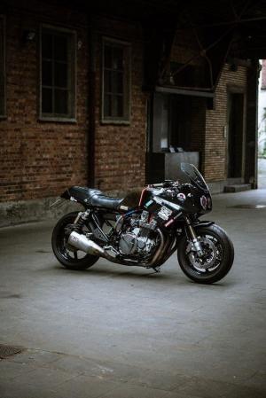 Honda CB750 by McFly Custom