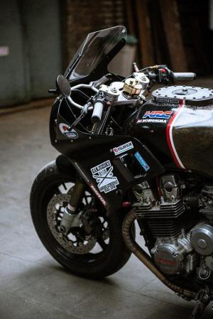 Honda CB750 by McFly Custom