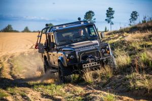 Land Rover Defender Project Viper by East Coast Defender 2020 года