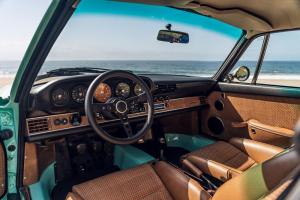 Porsche 911 Malibu Reimagined by Singer 1991 года, RM Sotheby's