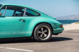 Porsche 911 Malibu Reimagined by Singer 1991 года, RM Sotheby's