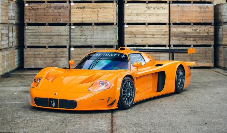 Продается эксклюзивный Maserati MC12 Corsa с гоночным двигателем