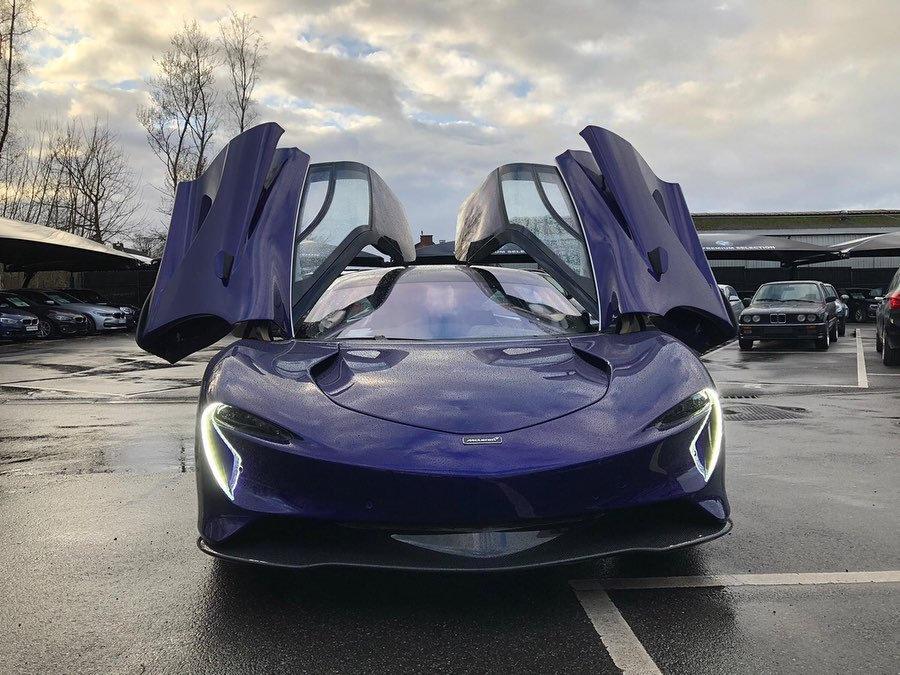 Фиолетовый McLaren Speedtail  абсолютный шедевр