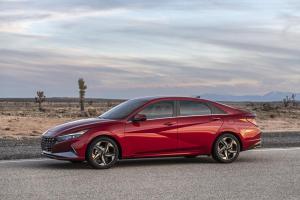 Hyundai Elantra 2020 года