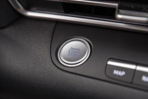 Hyundai Elantra 2020 года