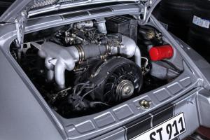 Porsche 911 S/T Coupe by DP Motorsport 1985 года