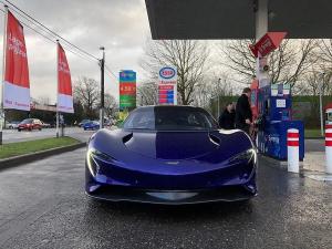 McLaren Speedtail в пурпурном цвете