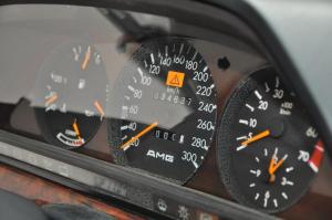 Mercedes-Benz 560 SEC 6.0 AMG Widebody 1989 года, Auto Leitner