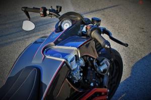 Yamaha GTS 1000 Italian Resilience by FMW Motorcycles