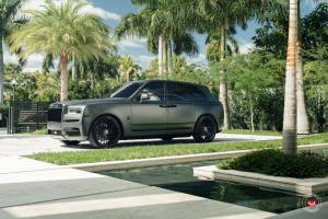 Rolls-Royce Cullinan on Vossen Wheels