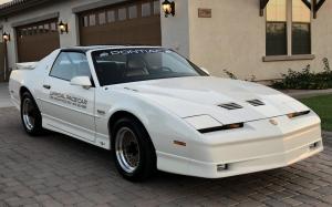 Pontiac Firebird Trans Am Turbo 20th Anniversary Indy 500 Pace Car 1989 года, Bring a Trailer