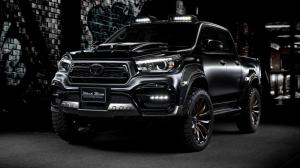 Toyota Hilux Double Cab Black Bison by Wald 2020 года