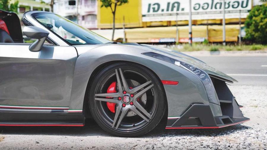 Toyota MR2 Plus за 36 000 долларов  двойник Lamborghini