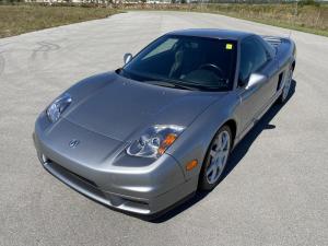 Только представьте: Acura NSX-T 2004 года проехала всего 3000 километров