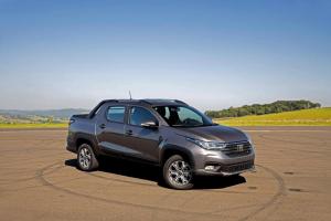Fiat Strada Volcano CD 2020 года