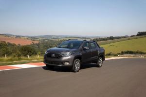 Fiat Strada Volcano CD 2020 года