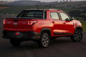 Fiat Strada Volcano CD 2020 года