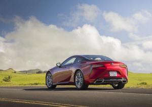 Lexus LC500 2020 года