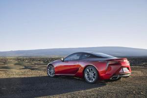 Lexus LC500 2020 года