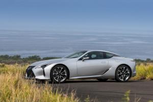 Lexus LC500 2020 года