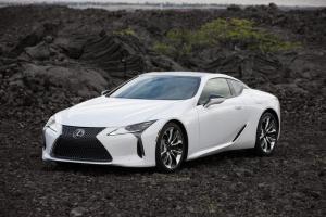 Lexus LC500 2020 года