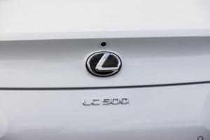 Lexus LC500 2020 года