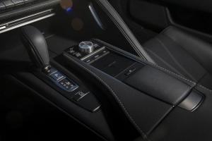 Lexus LC500 2020 года