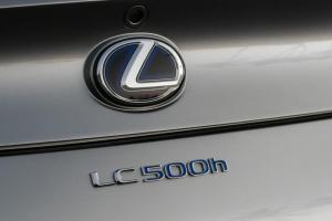 Lexus LC500 2020 года