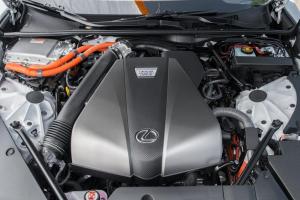 Lexus LC500 2020 года