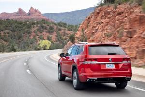 Volkswagen Atlas SEL V6 Premium 4Motion R-Line 2020 года
