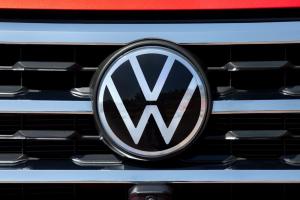 Volkswagen Atlas SEL V6 Premium 4Motion R-Line 2020 года