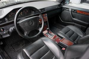 Mercedes-Benz 500 E 1992 года, Grand Prix Motors