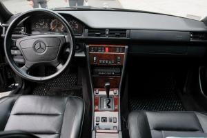 Mercedes-Benz 500 E 1992 года, Grand Prix Motors