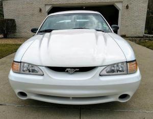 Ford Mustang SVT Cobra R 1995 года