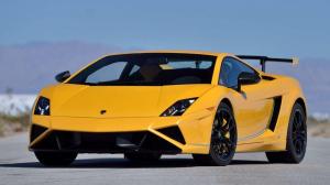 Полюбуйтесь на редкого уличного гонщика Lamborghini Gallardo LP 570-4 Squadra Corse