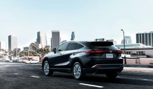 Toyota Harrier 2020 года