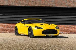 Aston Martin V12 Zagato 2013 года, в цвете Sunburst Yellow, Nicholas Mee & Co.