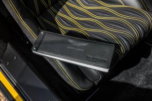 Aston Martin V12 Zagato 2013 года, в цвете Sunburst Yellow, Nicholas Mee & Co.