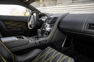 Aston Martin V12 Zagato 2013 года, в цвете Sunburst Yellow, Nicholas Mee & Co.