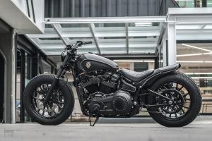 Harley-Davidson Thunder Chaser by Rough Crafts