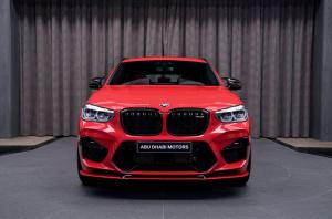 Взгляните на BMW X4 M Competition в цвете Toronto Red