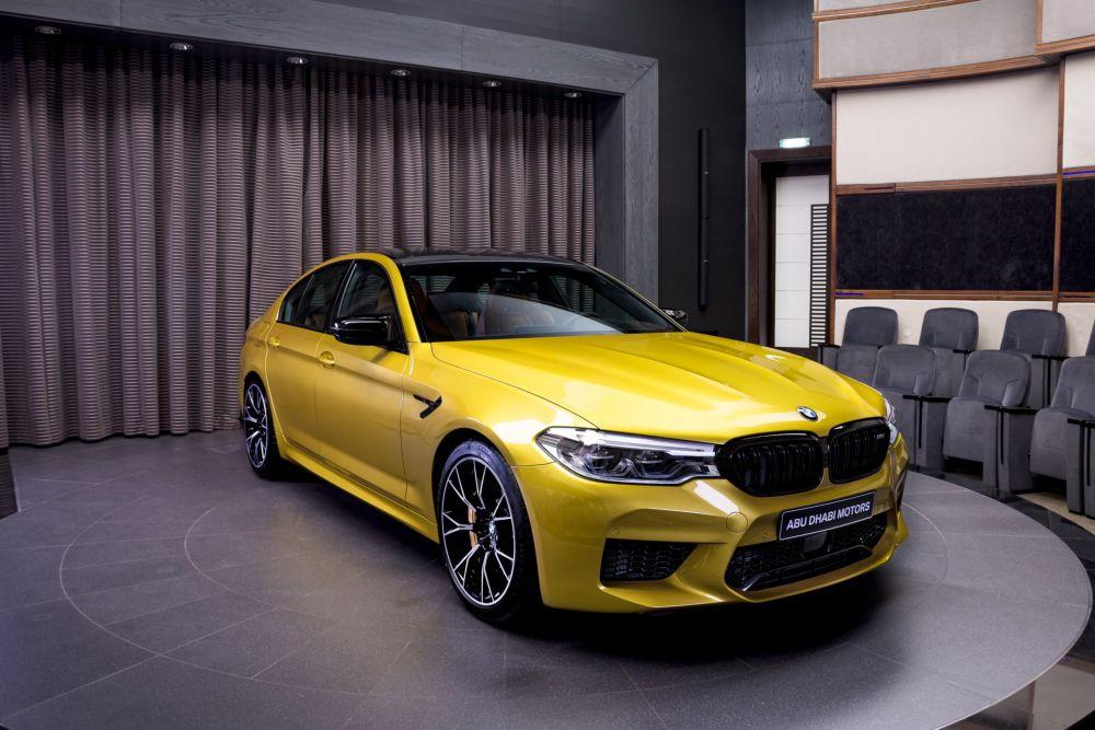 BMW m5 f10 Yellow