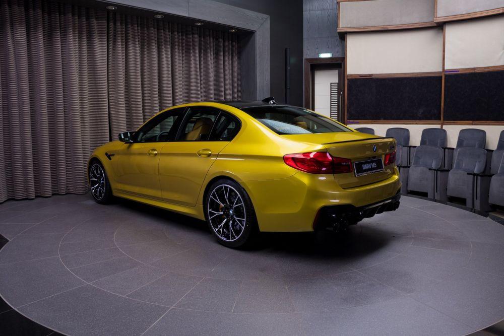 BMW m5 f10 Yellow