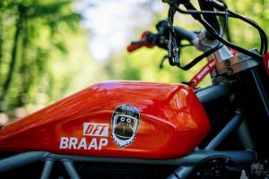 KTM 950 Supermoto by Hombrese