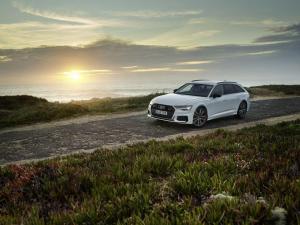 Audi A6 55 TFSI e Quattro S-Line Avant 2020 года