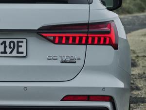 Audi A6 55 TFSI e Quattro S-Line Avant 2020 года